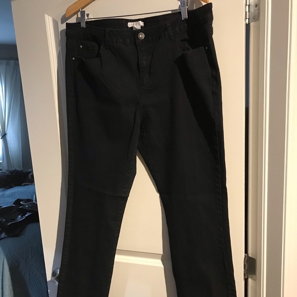 Jeans - Picture 2 of 7